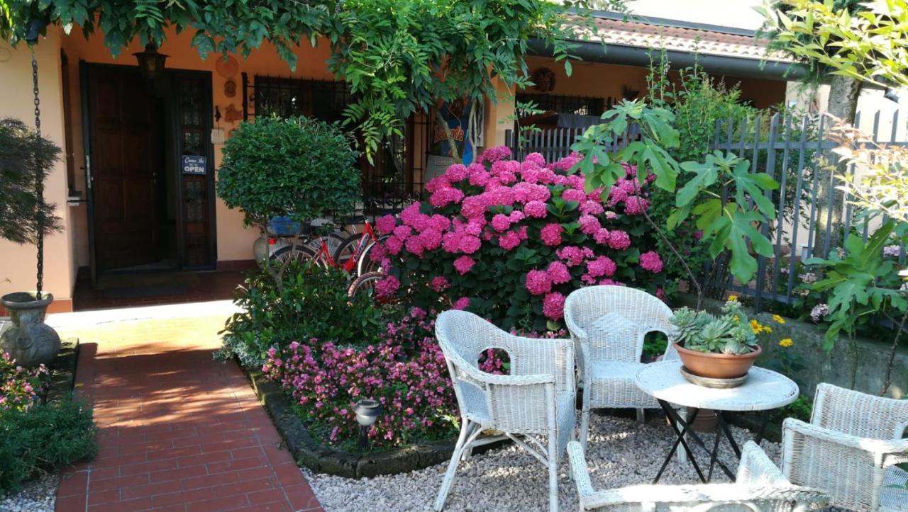 B&B L'Isola Di Casa Brembate Bagian luar foto